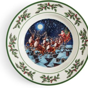 Spode Holiday Dinner Plates Porcelain Santa Reindeer Design-0